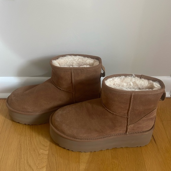 NEW Platform Chesnut Ugg Boots, Women’s size 8 - Picture 1 of 5